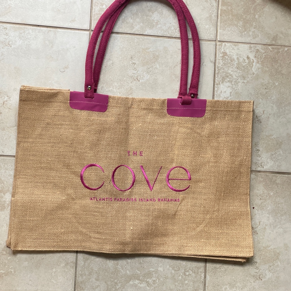 “The cove” Atlantis Paradise Island Bahamas - 🇧🇸 Tan and Pink Woven Tote Bag